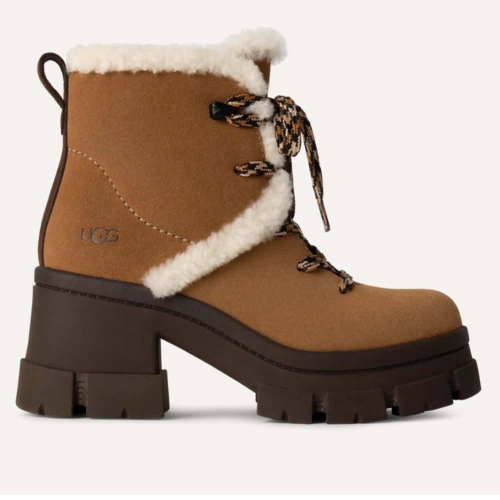 UGG Women's Winter Hiker Boots - Tan and Black